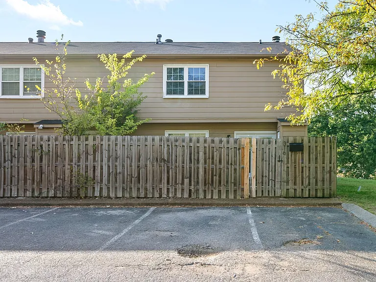 5600 Country Dr #316 — Photo 24