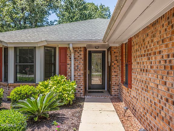 2nd image of 44 Calabash Drive