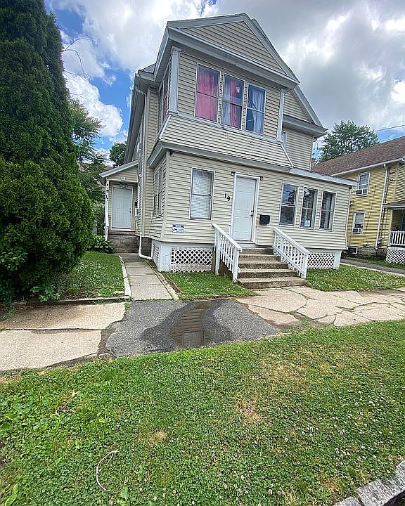2nd image of 17-19 Carver St