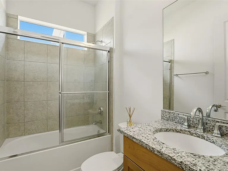 7857 Redonda Loop — Photo 32