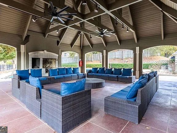 5th image of 2657 Lenox Rd Building G