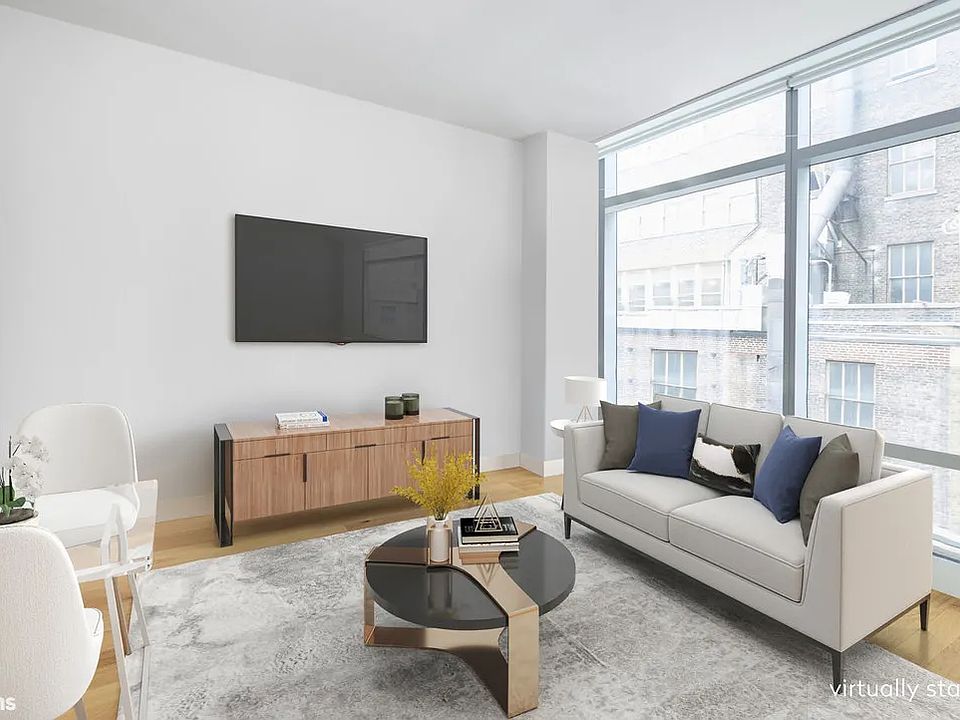 1st image of 18 W 48th St APT 7C