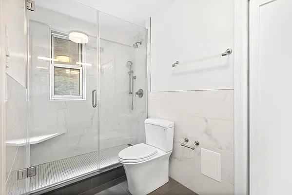 Rented by New York Casas Ltd. | media 15