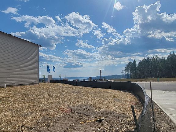 2nd image of 60 NE Belfair Station #1