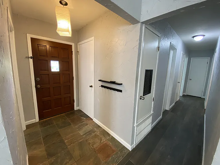 4318 Temple Hl — Photo 8