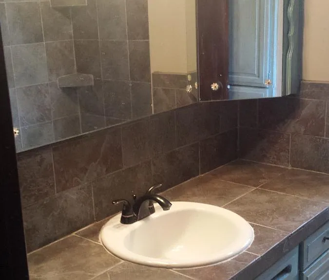 Upstairs full bath