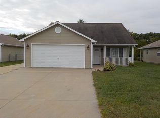 212 Kopp Dr, Manhattan, KS 66502
