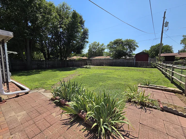 239 S Wire Ave — Photo 21