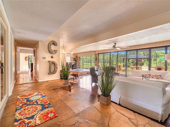 4th image of 2547 Cherangela Ct