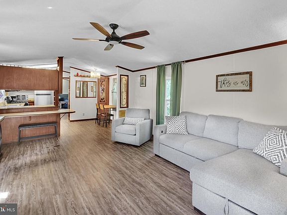 5th image of 101 Dusty Ln