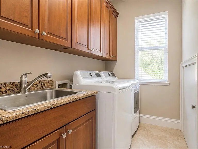 2915 Coco Lakes Dr — Photo 22