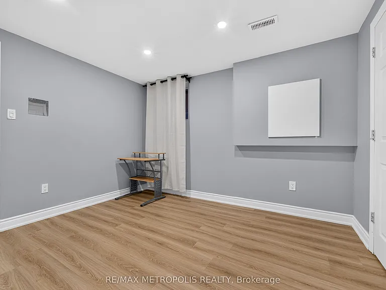 337 Old Harwood Ave #BASEMENT — Photo 10