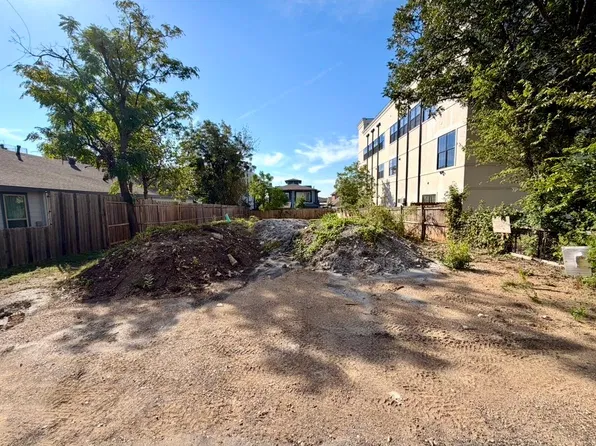 1022 Mobile St, Dallas, TX 75208