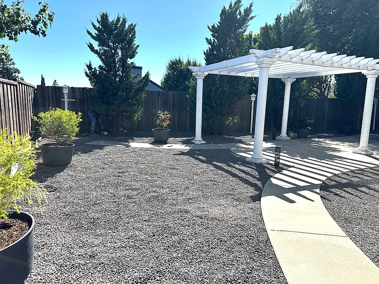 528 Fuchsia Dr — Photo 38