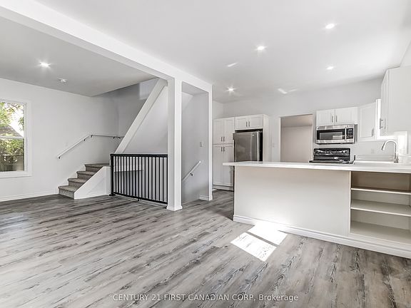 5th image of 76 Chestnut St