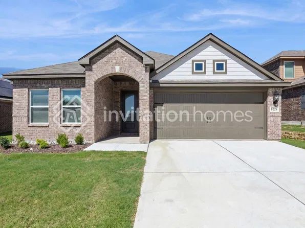 1029 Sleepy Owl Ln, Fort Worth, TX 76108
