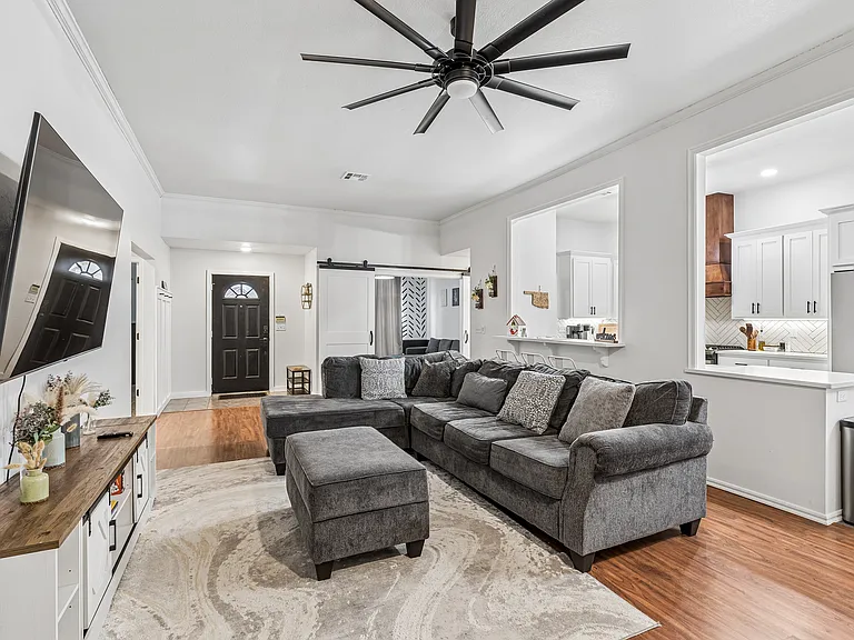 3616 Maggie Cir — Photo 10