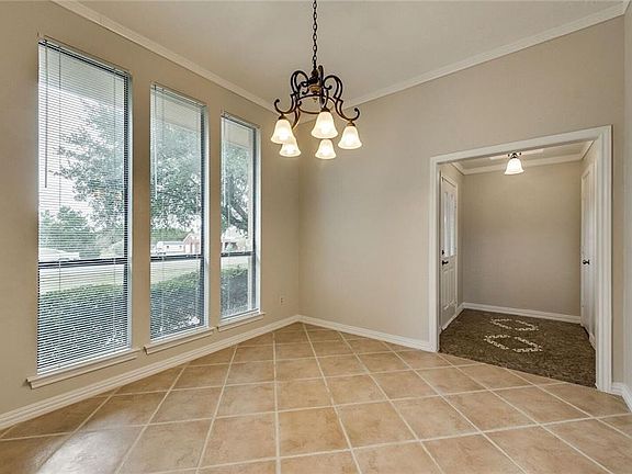 3rd image of 343 Windy Meadow Dr