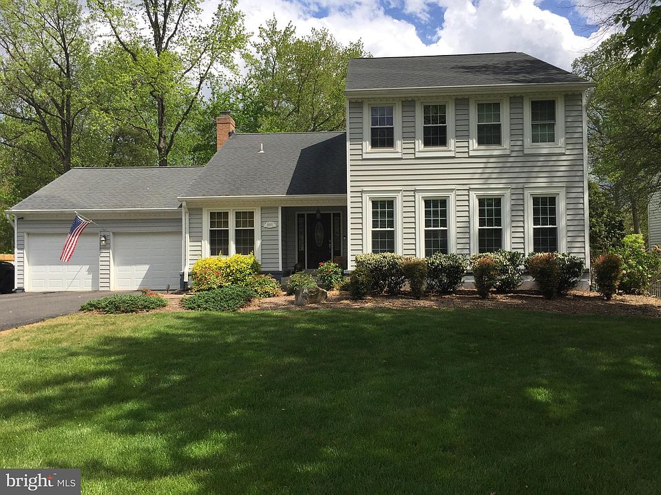 2nd image of 8891 McNair Dr