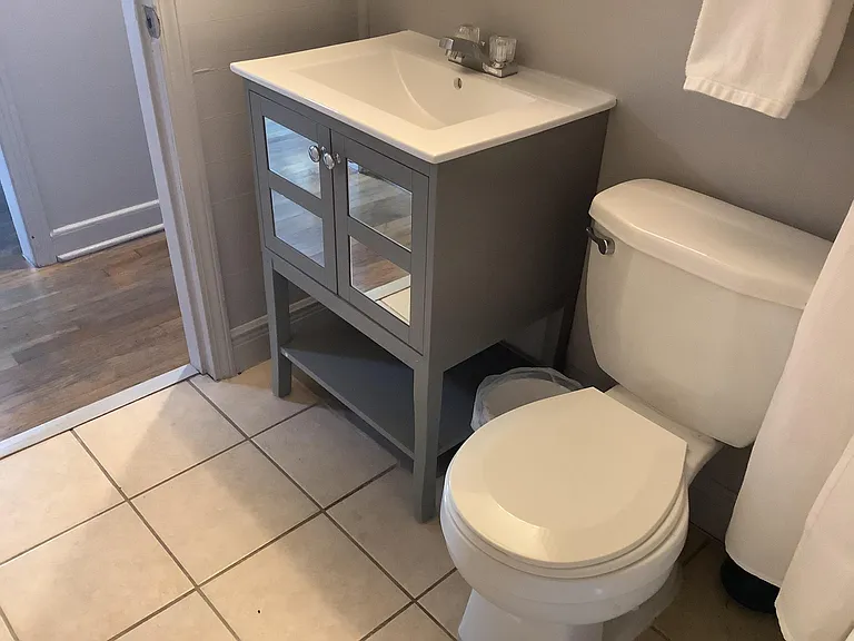 Modern bathroom