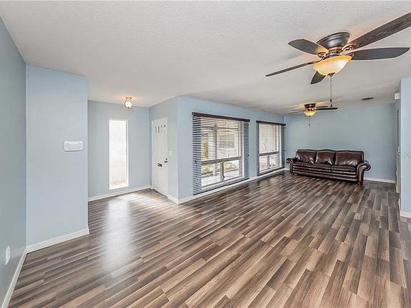 3rd image of 3819 Sugar Ln