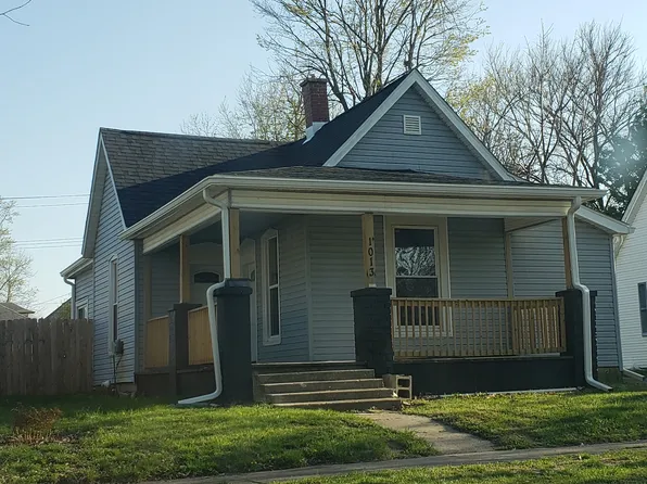 1013 Shelby Ave, Mattoon, IL 61938