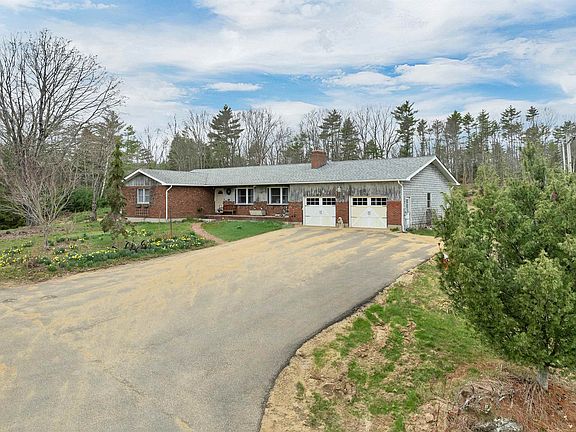 2nd image of 44 Suncook Valley Road
