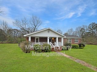 66 Airport Rd, Clinton, SC 29325