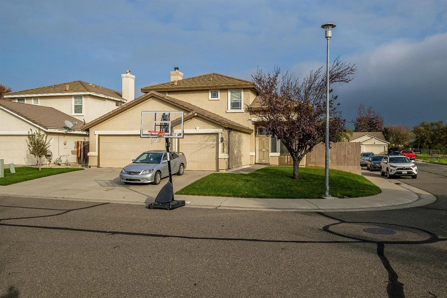 8548 Dewberry Way photo 1