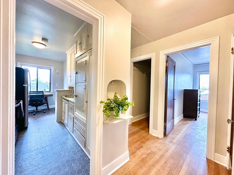 1st image of 2628 Hoyt Ave #M35