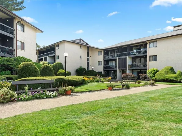 400 Narragansett Pkwy #Wb-10, Warwick, RI 02888