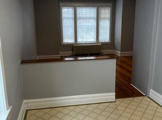 230 S 15th St FLOOR 2, Allentown, PA 18102