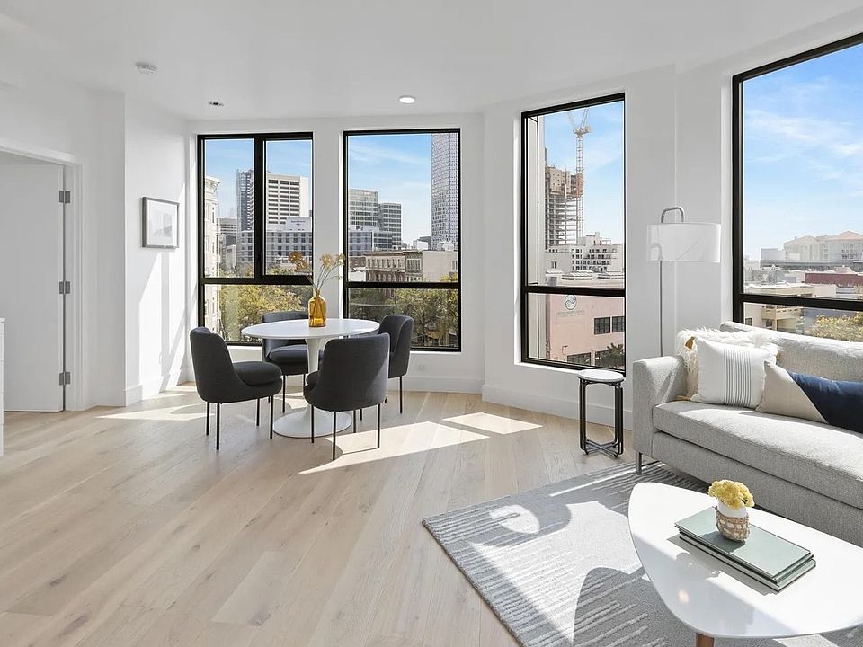 1st image of 1700 Market St