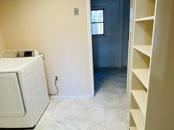 5th image of 11 Mercadante Pl Floor 1