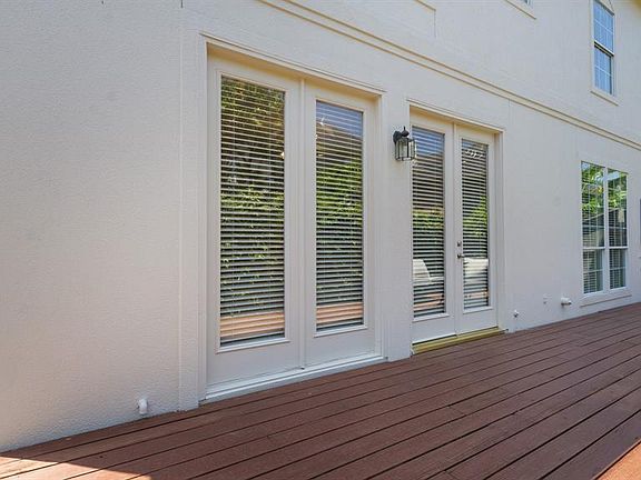 3rd image of 2212 W Holcombe Blvd