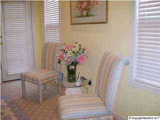 5th image of 105 Sundown Dr