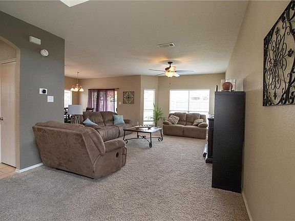3rd image of 5833 Melanie Dr