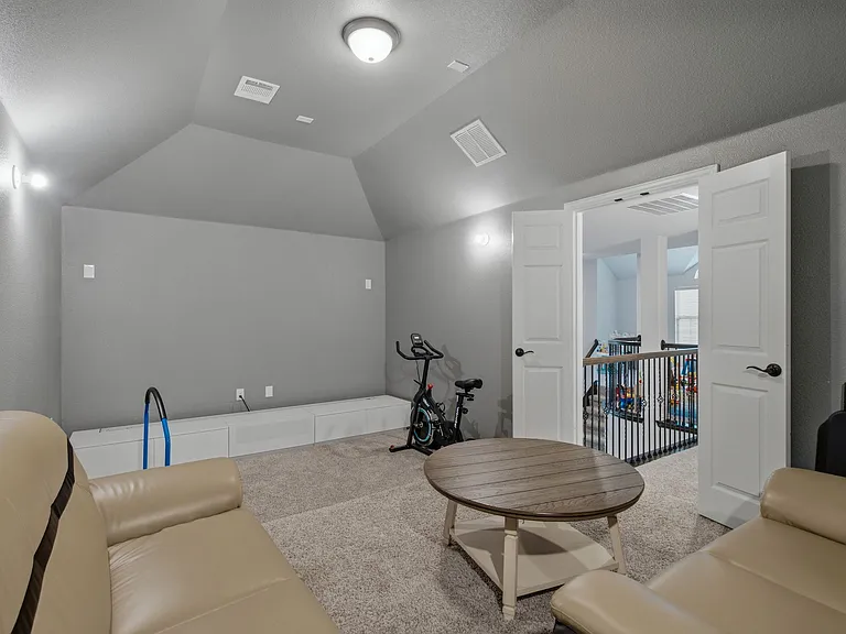 1216 Bayonet St — Photo 38