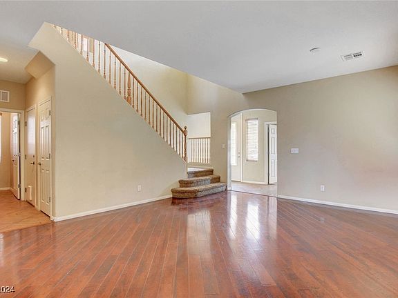 5th image of 10885 Florence Hills St