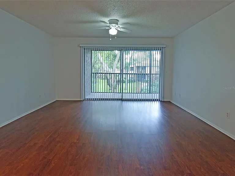4207 Winding Moss Trl #208 — Photo 6
