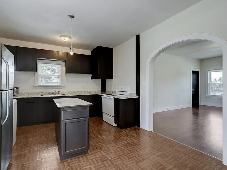 3002 Isabella St — Photo 17