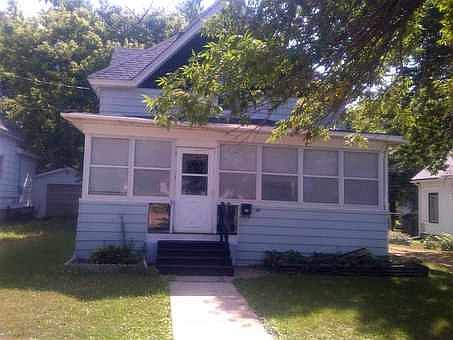 1st image of 147 3rd Ave NW