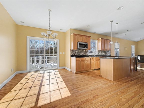 5th image of 23 Joseph H Leblanc Ln