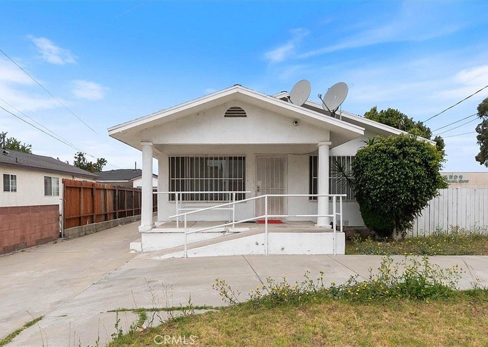 1st image of 2739 Jackson Ave