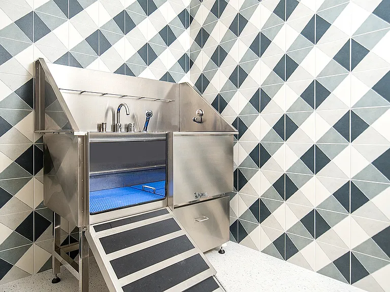 Explore this chic utility space featuring modern design and functionality.