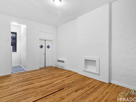 3rd image of 434 E 89th St APT C