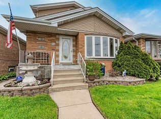 6713 W 64th St, Chicago, IL 60638