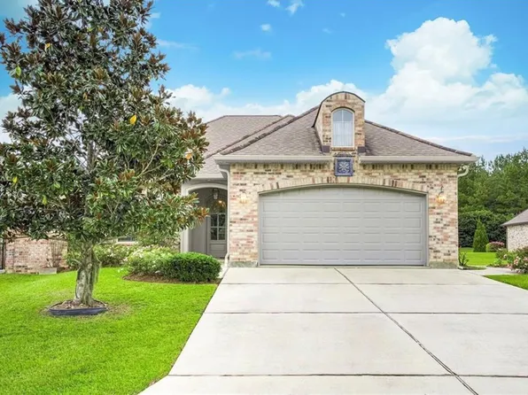 281 Lourdes Ln, Covington, LA 70435