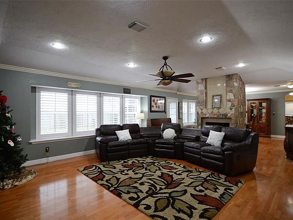 3rd image of 16319 Paso Dobble Dr