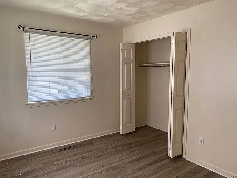 604 Forest St — Photo 6